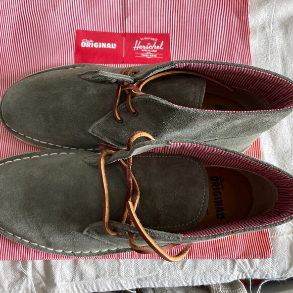 Clark's original gray desert boots by Herschel Size men's  9M never worn - Picture 10 of 11